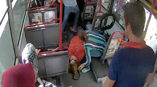 Otobüste kalp krizi geçiren kadın hastaneye yetiştirildi