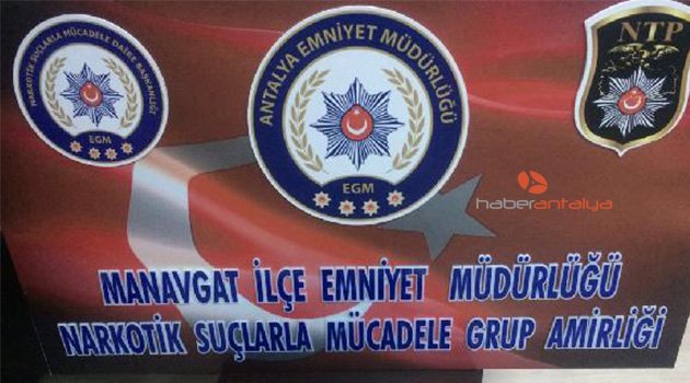 Otomobilde uyuşturucu ele geçirildi