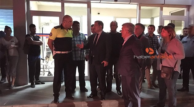 Otomobilin çarptığı kadın polis ağır yaralandı