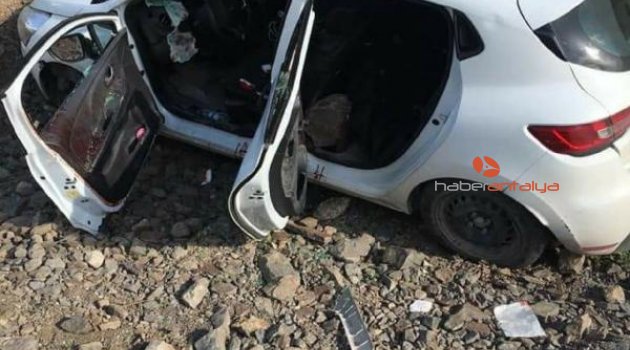 Otomobilinin üzerine kaya parçası düşen mümessil, hayata tutunamadı