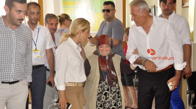 Oy pusulasını ilk defa iki gözüyle gördü