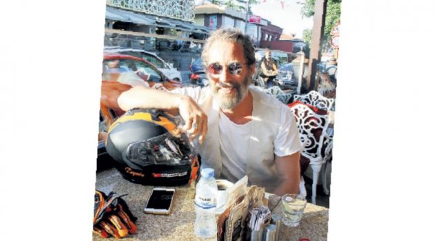 ÖZEL KASK YAPTIRDI