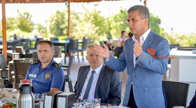 Özel öğrencilerin aileleriyle buluşma