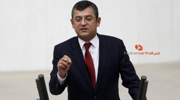 Özgür Özel: Apartman yöneticisini seçmek 4,5 saat sürdü, devleti yönetecek adama yetki veriyor; görüşme 30 dakika sürüyor