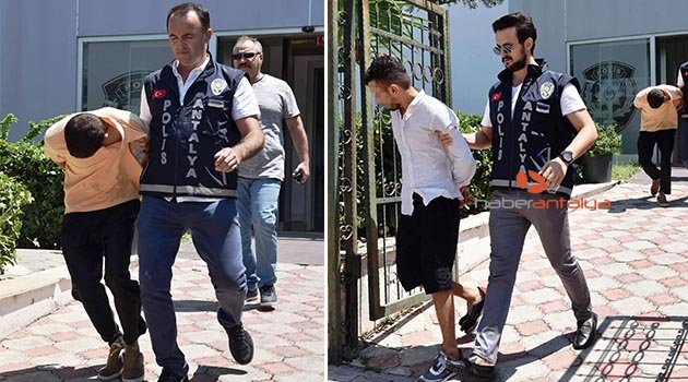 Paket servis elemanı gibi davranıp, kadını gasp ettiler