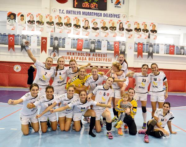 PAŞA'NIN MELEKLERİ'NDE GALİBİYET SEVİNCİ
