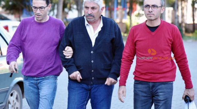 Pazarda arkadaşını bıçaklayan baloncu tutuklandı