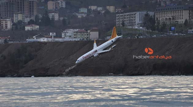 Pistten çıkan uçağın pilotları: Sağ motor aniden hızlandı ve uçak sola savruldu