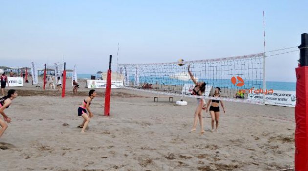 Plaj Voleybol Turnuvası başladı