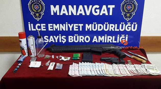 Polisler araçta bulduklarına inanamadı!