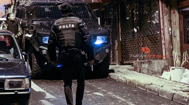Polisten şafak operasyonu: 15 gözaltı