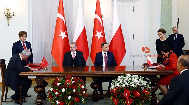 Polonya ve Türkiye arasında 5 anlaşma imzalandı
