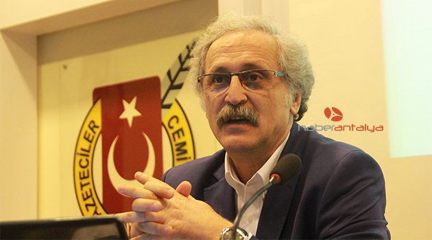 PROF. DR. NEVZAT ÇEVİK, 9T SLOGANIYLA REKTÖRLÜK ADAYLIĞINI AÇIKLADI