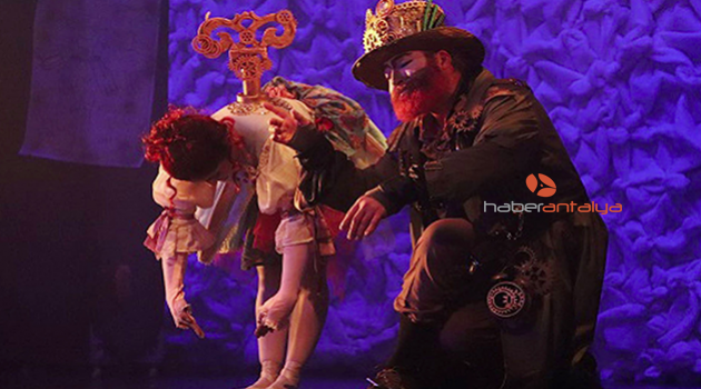 'Prof Pi Show' Antalya'da