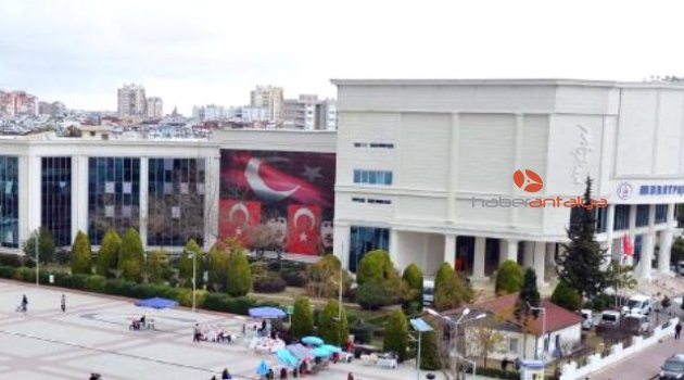"Projelerimiz Türkiye'ye örnek"