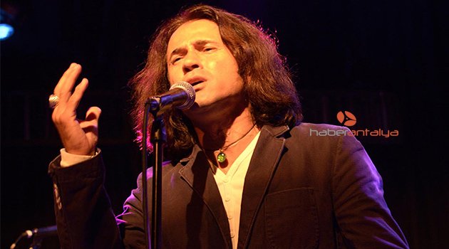 'Rockçı imam'ın ABD'de katıldığı konser, albüm oldu