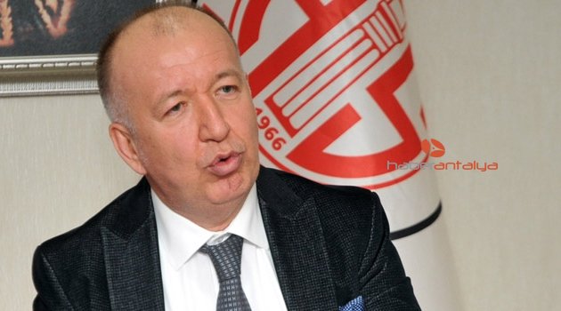 RONALDİNHO ve PİRLO'YA FEDERASYON ENGELİ