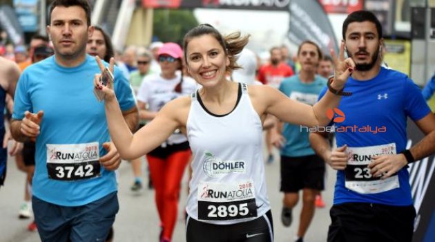 Runatolia'da zafer Türk ve Rus sporcunun