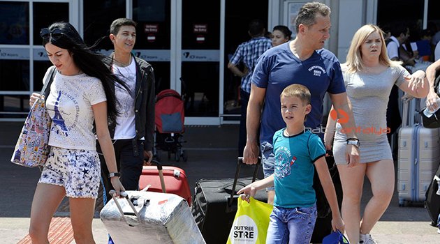 Ruslar bitti, turizm kasımda 2016'ya döndü