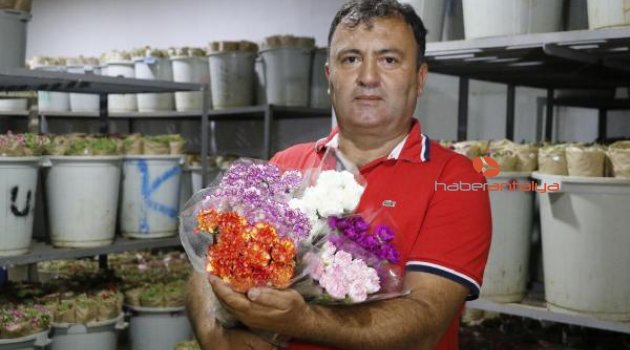 Rusya'nın gümrüğe yaptığı zam çiçek ihracatını kesti