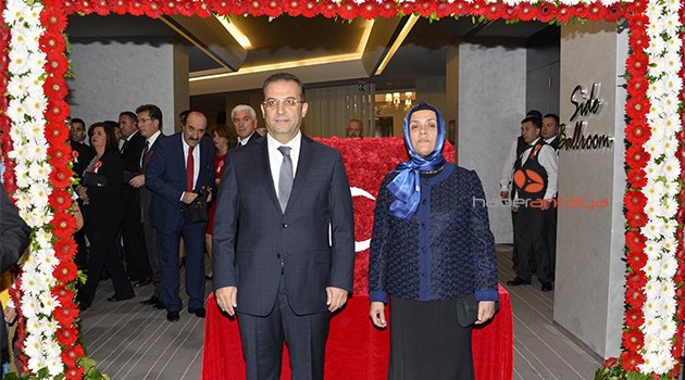 SADE RESEPSİYON