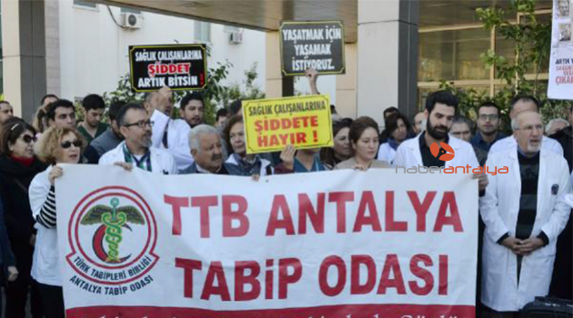 Sağlık çalışanlarından şiddet tepkisi