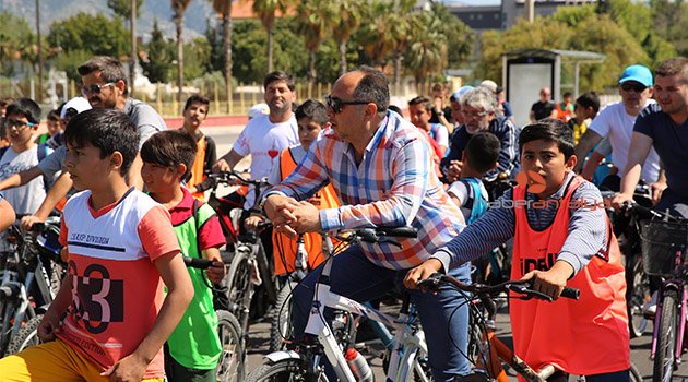Sağlık için pedal çevirdiler