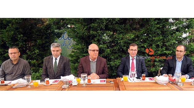 Sağlık turizmini konuştular