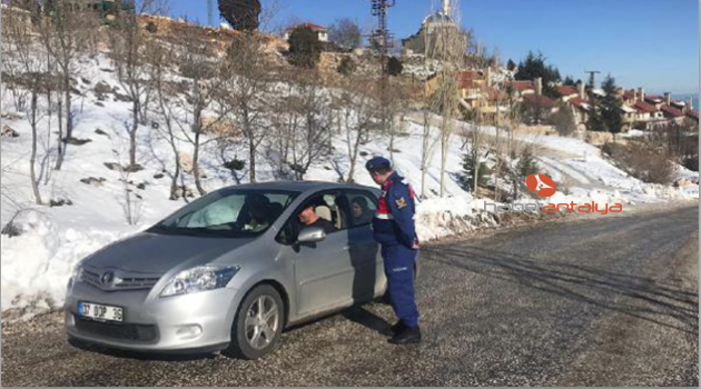 Saklıkent'te kış lastiği uygulaması