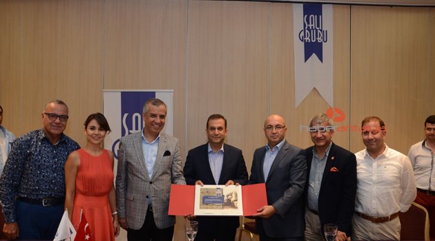 SALI GRUBU’YLA İFTARDA BULUŞAN VALİ MUAMMER TÜRKER: “İÇİME SİNDİREMİYORUM”