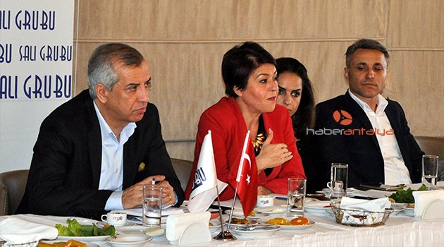 SALI GRUBU'NDA ANTALYA'NIN ULAŞIMI KONUŞULDU