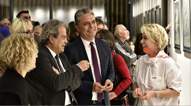 Salvador Dali resimleri Antalya'da