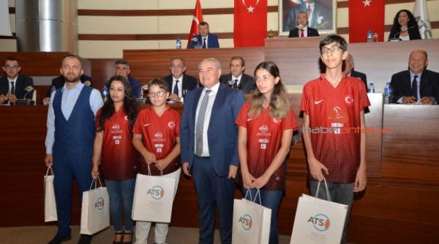Şampiyonlara ATSO'dan ödül