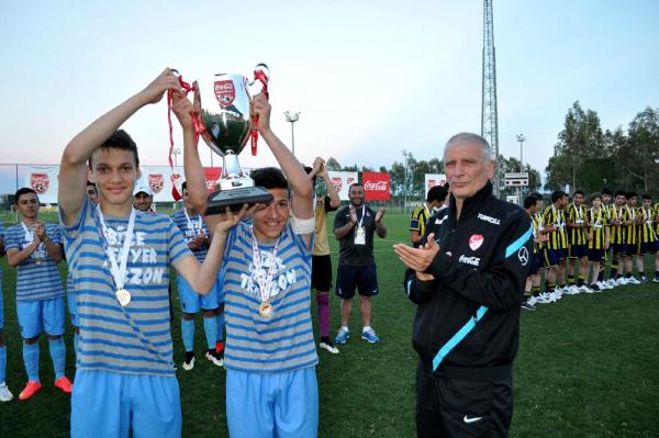 ANTALYA'DA KALDIRDI
