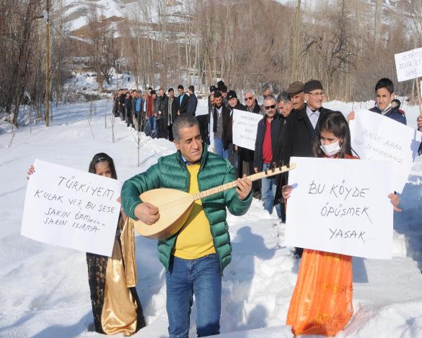 Aydın Aydın'dan 'öpüşmek Yasak' Klibi