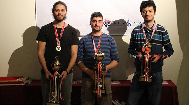 SATRANÇTA TÜRKİYE KUPASI'NI BURAK FIRAT KAZANDI