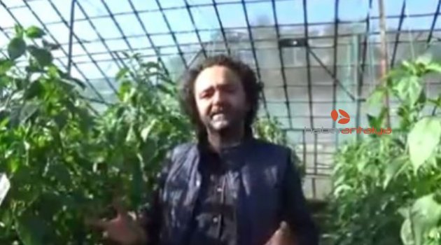 Sebze üretimiyle ilgili ironi videosu çeken öğretmen açığa alındı