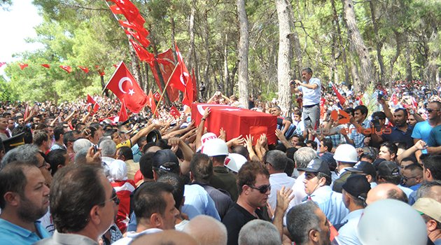ŞEHİT PİYADE SÖZLEŞMELİ ER UĞUR YILDIZ SON YOLCULUĞUNA UĞURLANDI