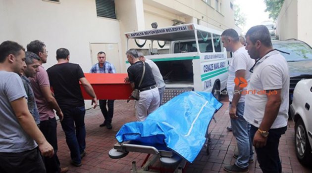 Şehit polisin cenazesi gözyaşlarıyla alındı