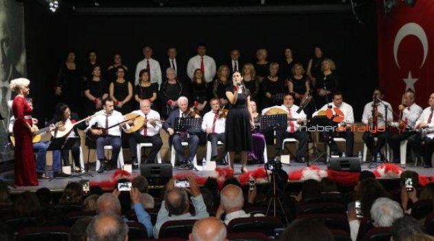Şehitler için özel konser
