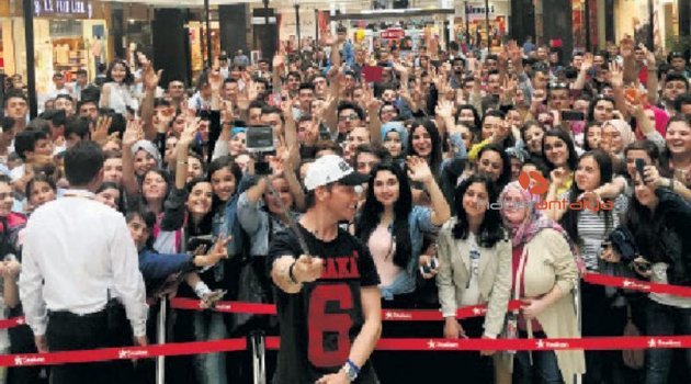 'SELFIE' MODASINA UYDU