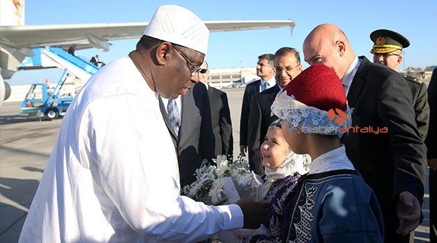 SENEGAL CUMHURBAŞKANI SALL, ANTALYA'YA GELDİ