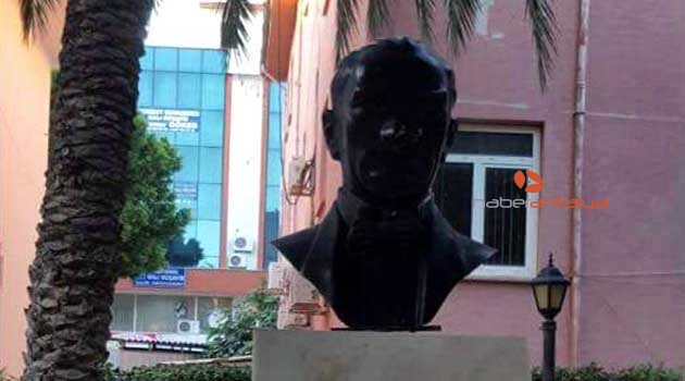 Serik’te Atatürk büstüne taşlı saldırıya tutuklama