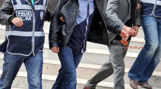 Serik'te FETÖ operasyonunda 3 tutuklama