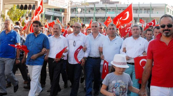 SERİK'TE TERÖR'E LANET YÜRÜYÜŞÜ