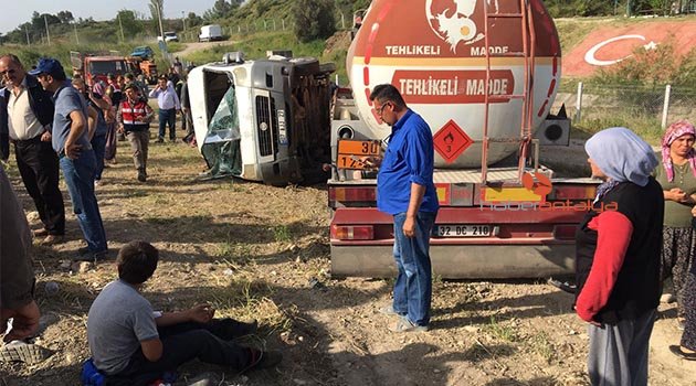 Servis kazasında yaralanan öğrenci yaşamını yitirdi