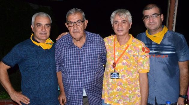 Şiir dostları dolunayda buluştu