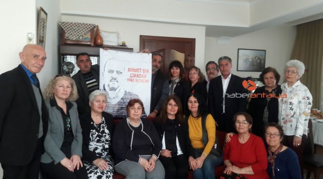Şık’ın annesine CHP ziyareti