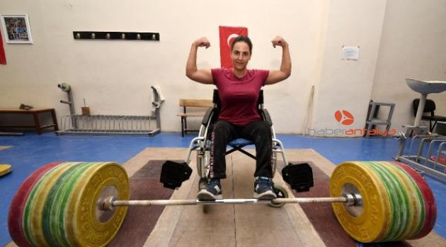 Simge Elif, yürümeyi ve Avrupa şampiyonluğunu hedefliyor