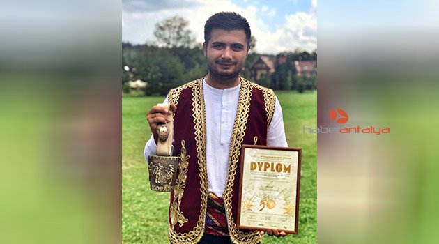 Sipsi çalgısı ile dünya birincisi oldu